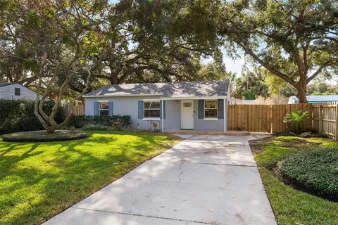 $399,900 | 4722 West Wallcraft Avenue, Tampa, FL 33611