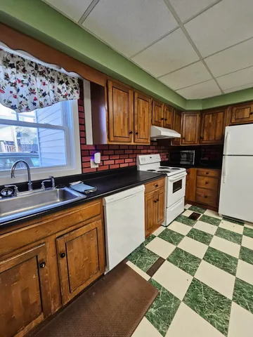 $282,500 | 79-81 South Park Street, Bangor, ME 04401