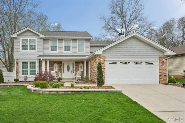 $520,000 | 1432 Westbrooke Terrace Drive, Ballwin, MO 63021