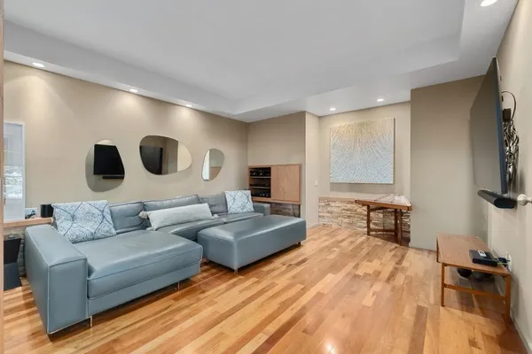 $2,000,000 | 3514 Bridle Path, Austin, TX 78703