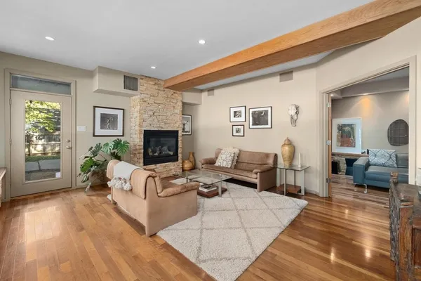 $2,000,000 | 3514 Bridle Path, Austin, TX 78703