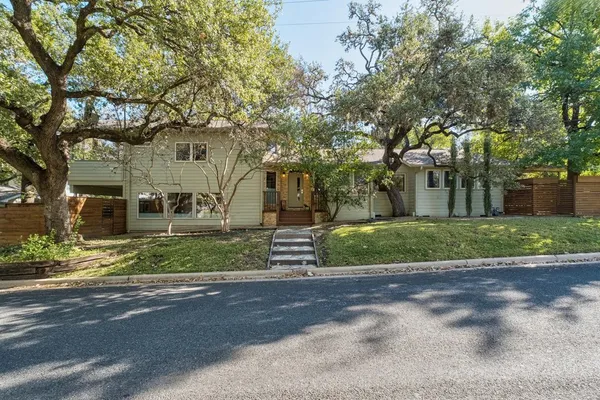 $2,000,000 | 3514 Bridle Path, Austin, TX 78703
