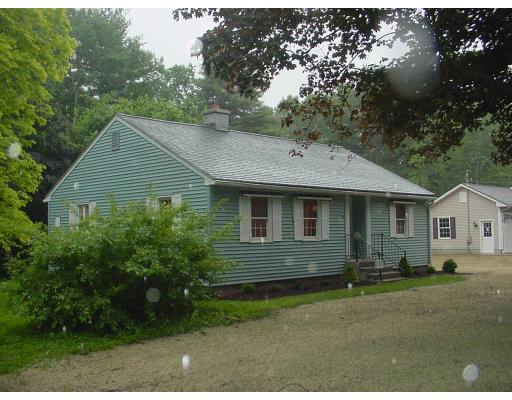 540 Ryan Road Northampton, MA 01062 - Photo 1 of 8 a front view of a house with a garden