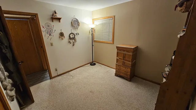 $299,500 | 110 Elm Lane, Streamwood, IL 60107