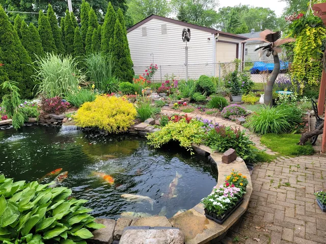 $299,500 | 110 Elm Lane, Streamwood, IL 60107