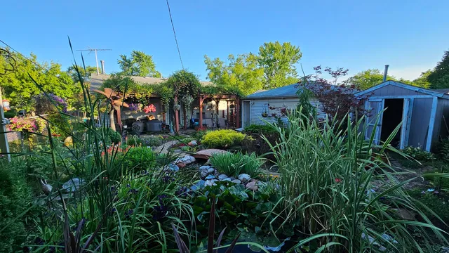 $299,500 | 110 Elm Lane, Streamwood, IL 60107