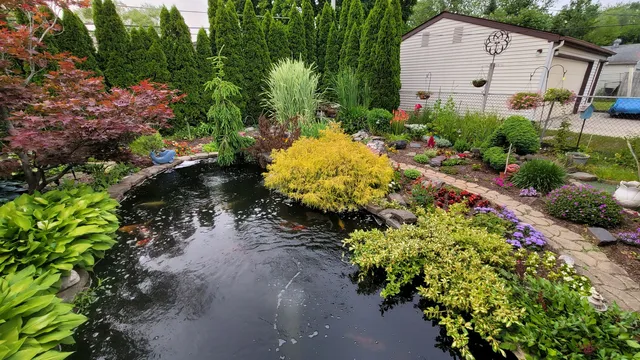 $299,500 | 110 Elm Lane, Streamwood, IL 60107