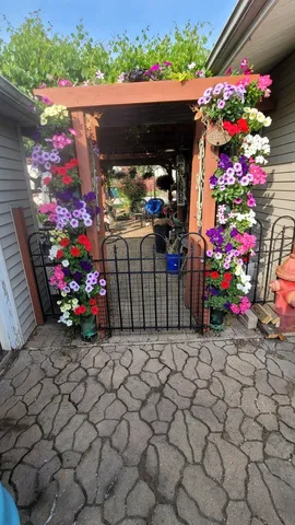 $299,500 | 110 Elm Lane, Streamwood, IL 60107