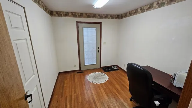 $299,500 | 110 Elm Lane, Streamwood, IL 60107