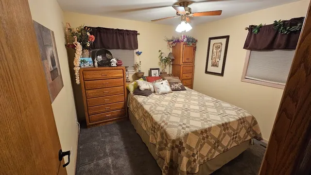 $299,500 | 110 Elm Lane, Streamwood, IL 60107