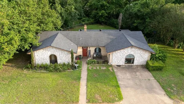 $169,000 | 303 Wanda Drive, Winnsboro, TX 75494