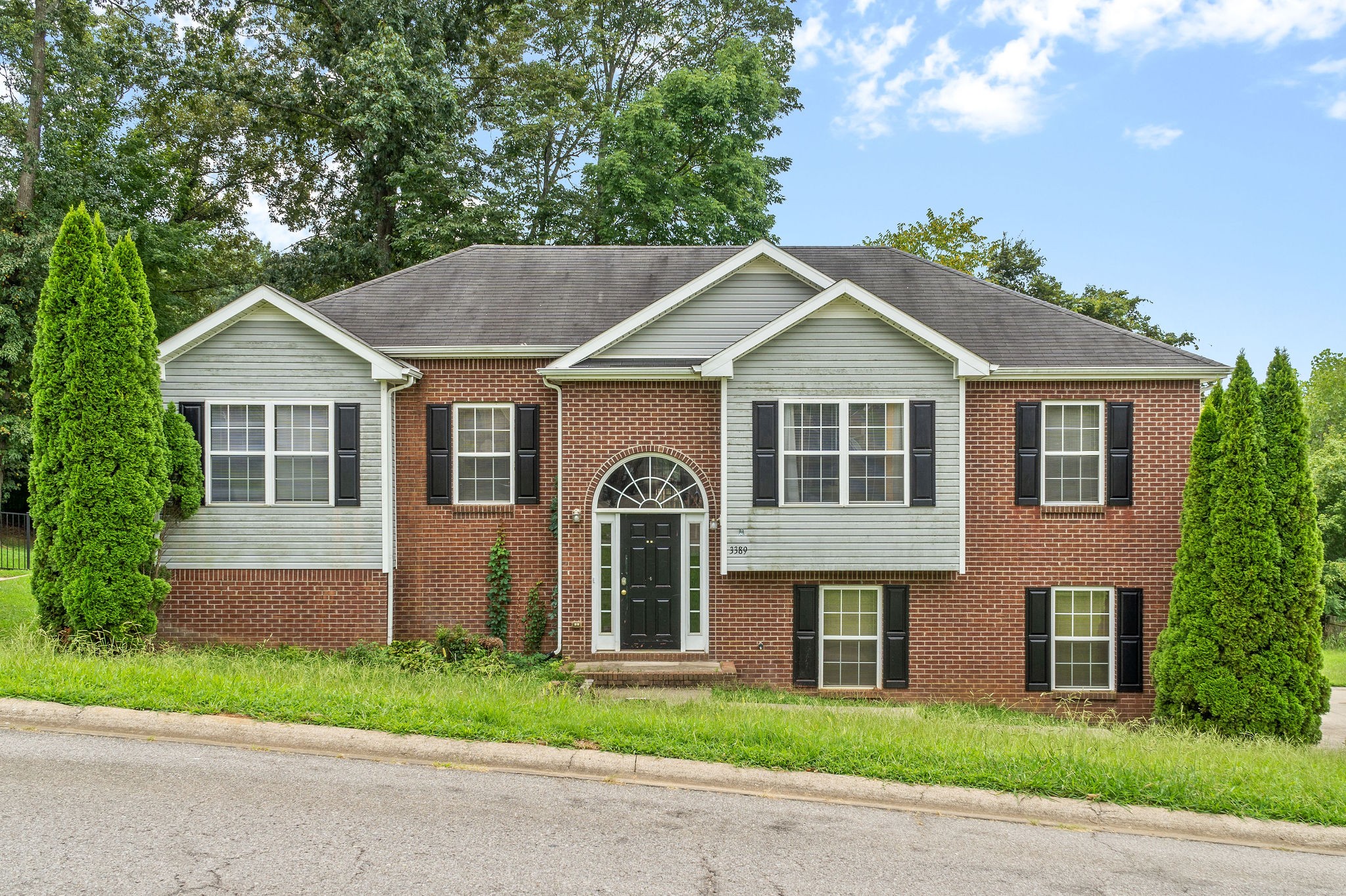 3389 Shivas Road Clarksville, TN 37042 - Photo 1 of 31 Gallery Image 1
