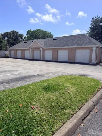 $2,200 | 3995 Almeida Court, Unit 106, Melbourne, FL 32901