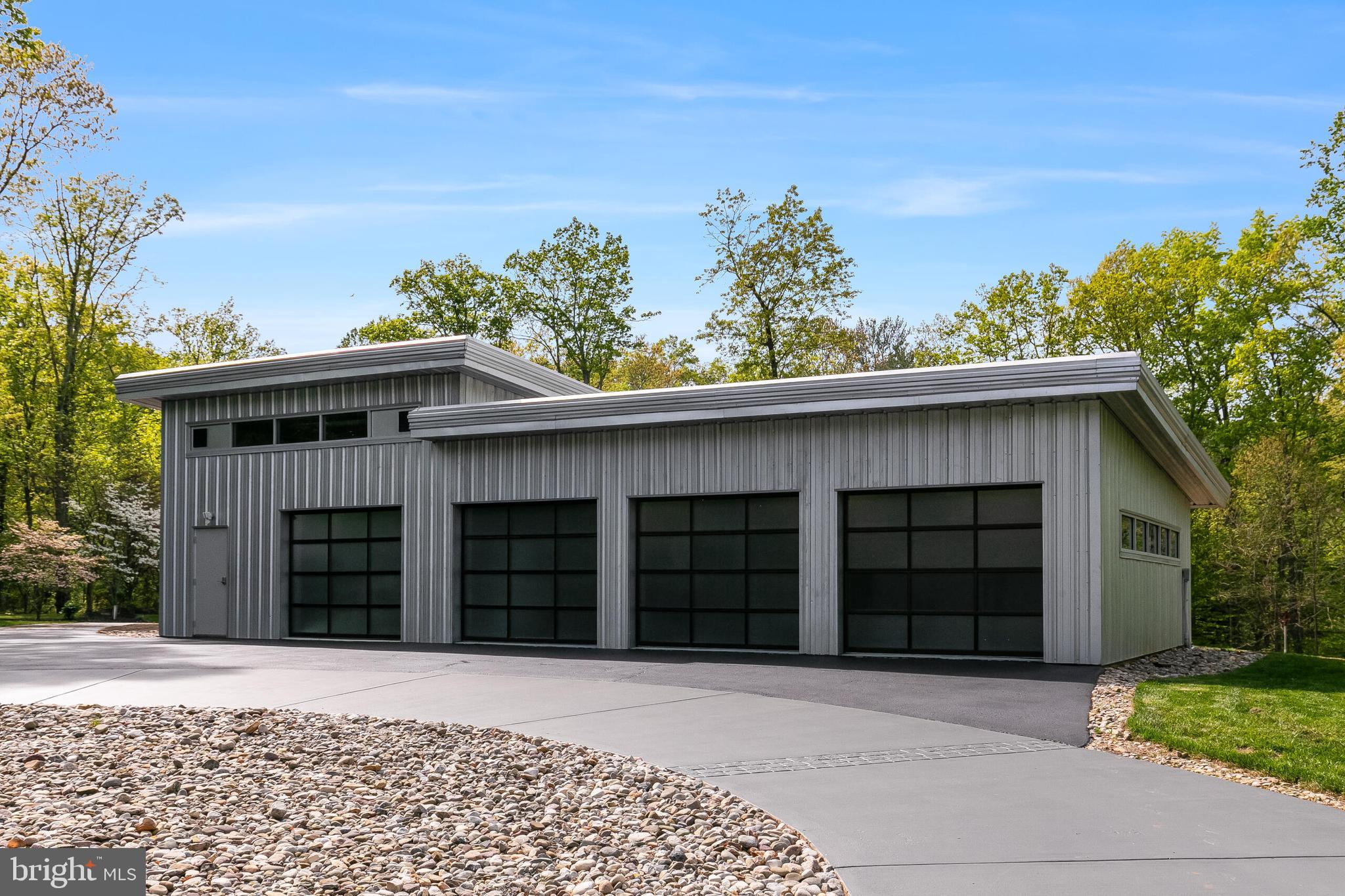 5553 Beverleys Mill Road Broad Run, VA 20137 - Photo 11 of 80 3-4 car garage with Hydroponics room