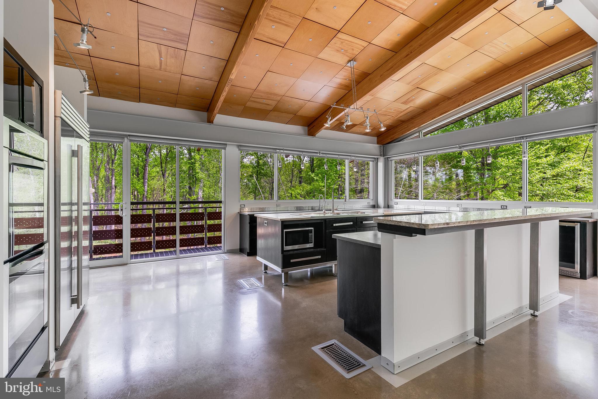 5553 Beverleys Mill Road Broad Run, VA 20137 - Photo 29 of 80 a kitchen with counter top space