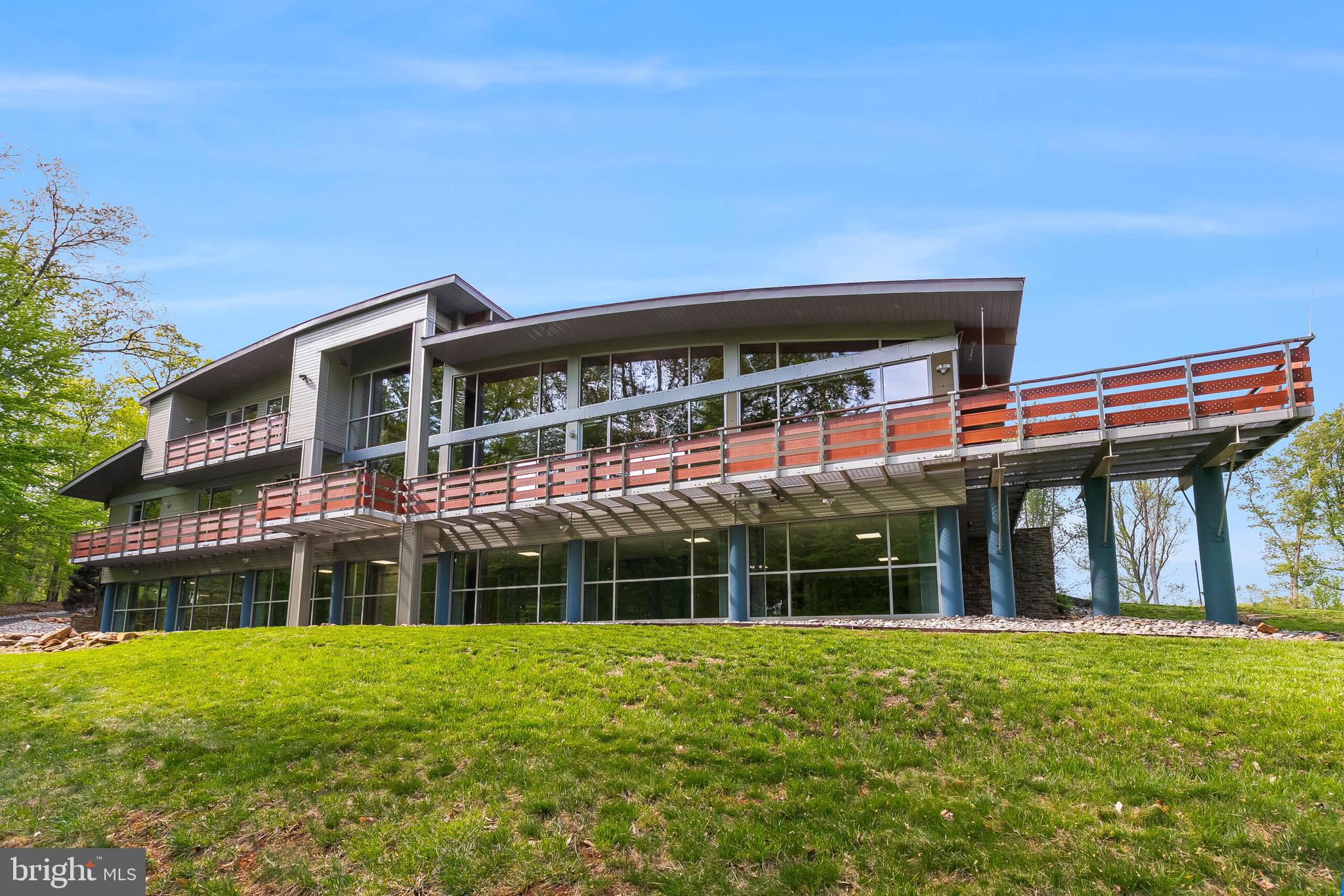 5553 Beverleys Mill Road Broad Run, VA 20137 - Photo 4 of 80 Stunning!