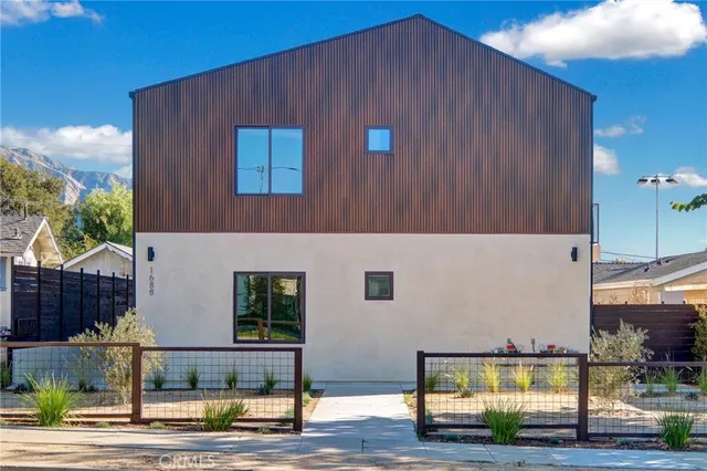 $3,899 | 1690 North Sierra Bonita Avenue, Pasadena, CA 91104