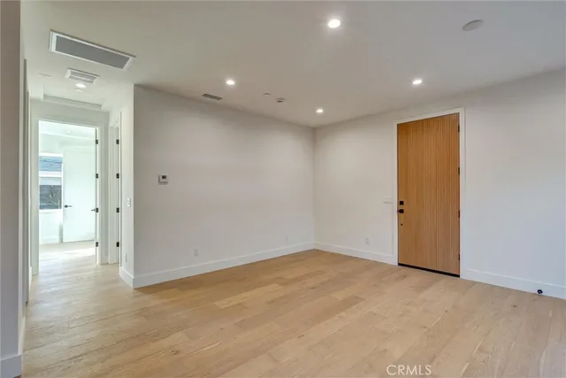 $3,899 | 1690 North Sierra Bonita Avenue, Pasadena, CA 91104