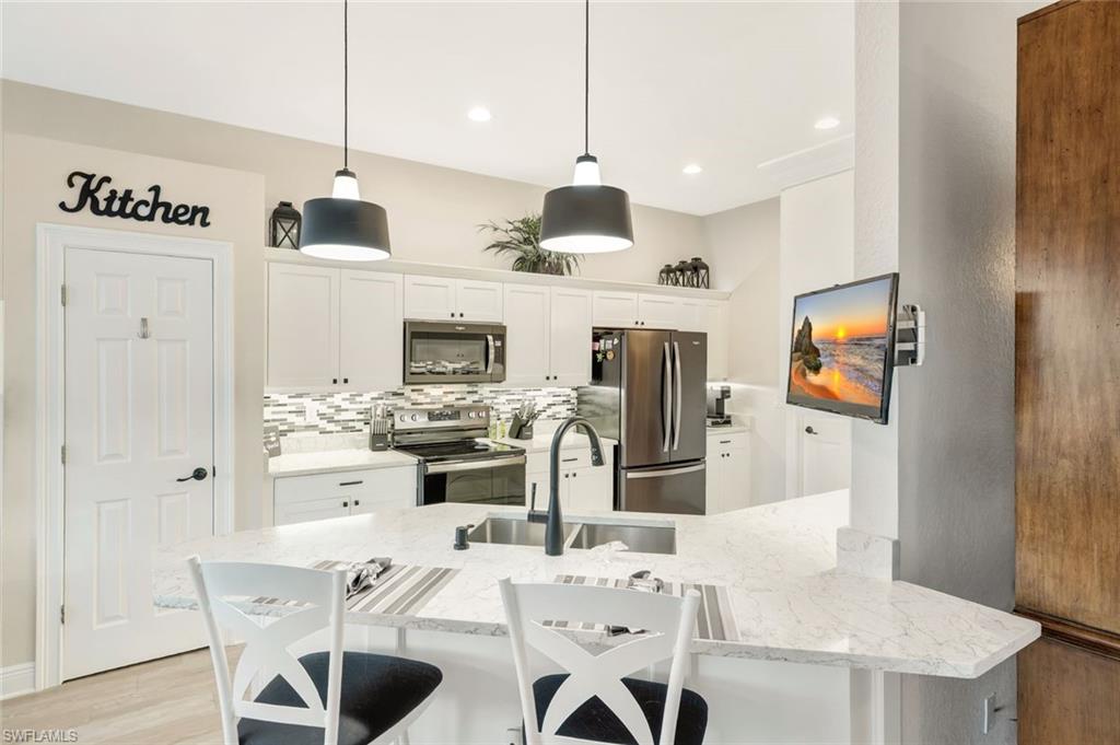 9127 Crystal Court Naples, FL 34120 - Photo 11 of 50