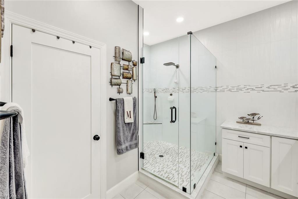 9127 Crystal Court Naples, FL 34120 - Photo 18 of 50