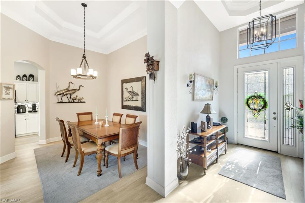 9127 Crystal Court Naples, FL 34120 - Photo 5 of 50