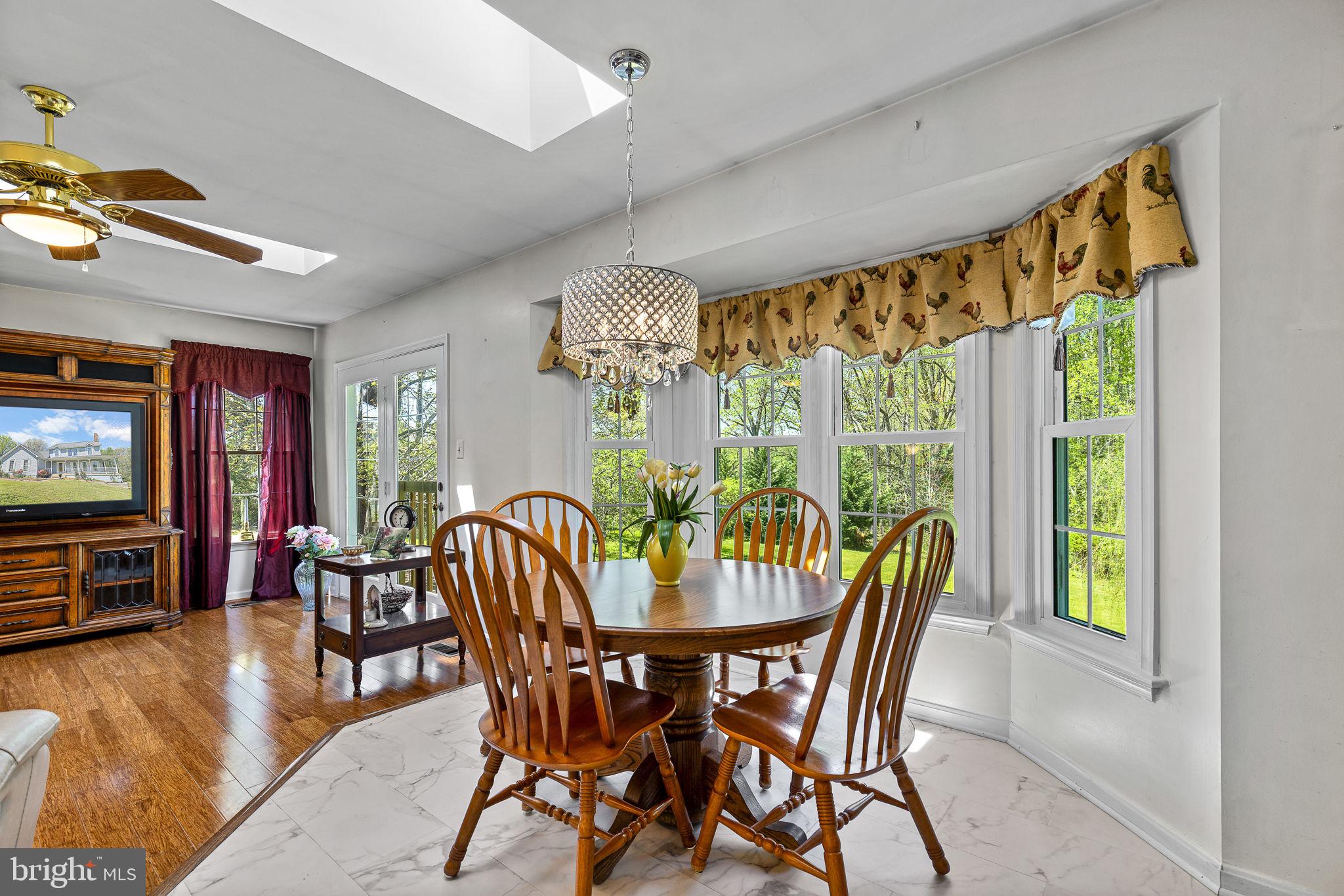 219 Kellogg Mill Road Fredericksburg, VA 22406 - Photo 18 of 47 Breakfast nook