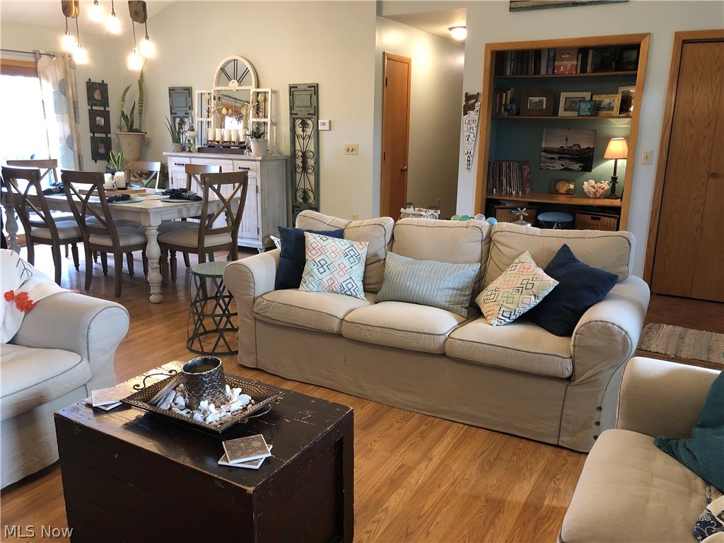 7024 Shaffer Road Northwest Warren, OH 44481 - Photo 5 of 19 Gallery Image 5