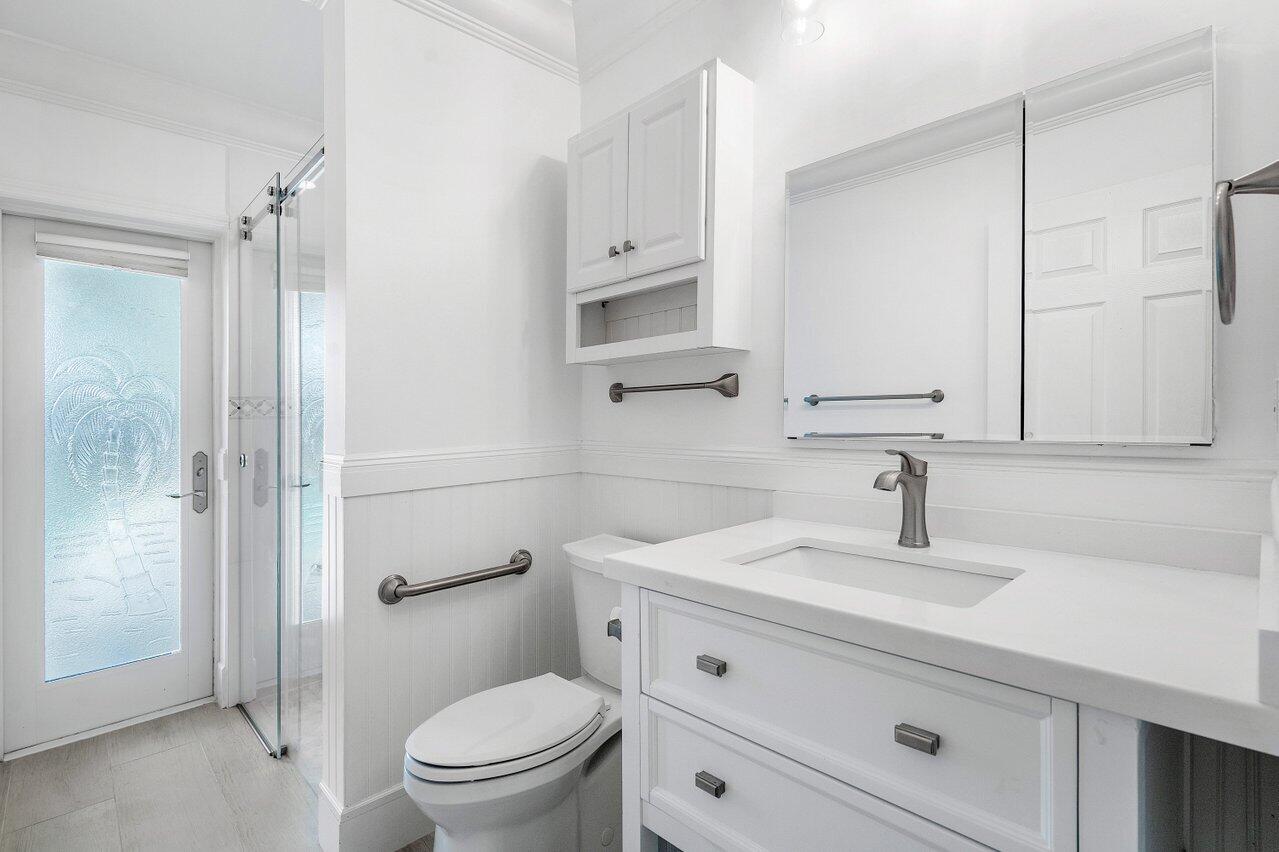 150 Southwest 11th Court Boca Raton, FL 33486 - Photo 18 of 40 023-150Southwest11thCourt-BocaRaton-FL-3