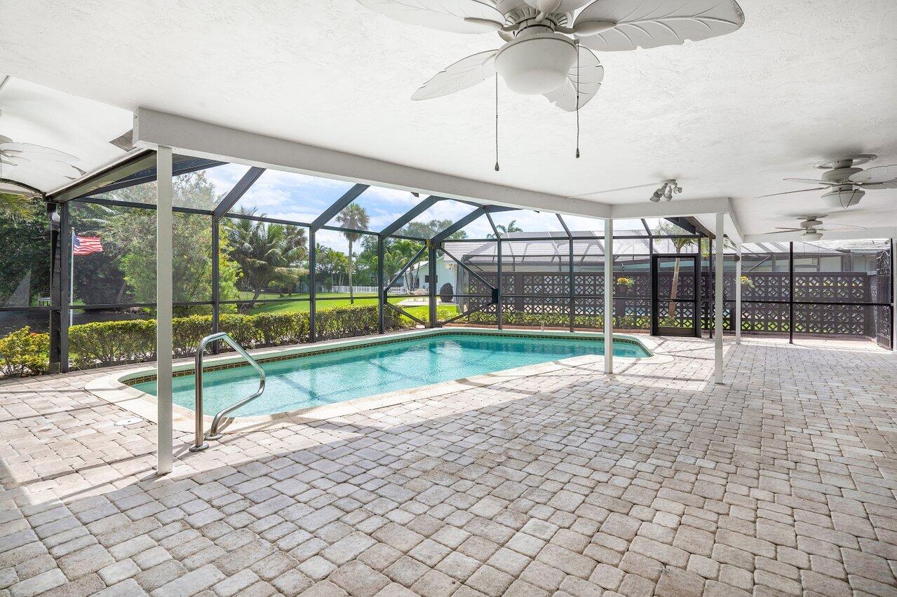 150 Southwest 11th Court Boca Raton, FL 33486 - Photo 26 of 40 032-150Southwest11thCourt-BocaRaton-FL-3