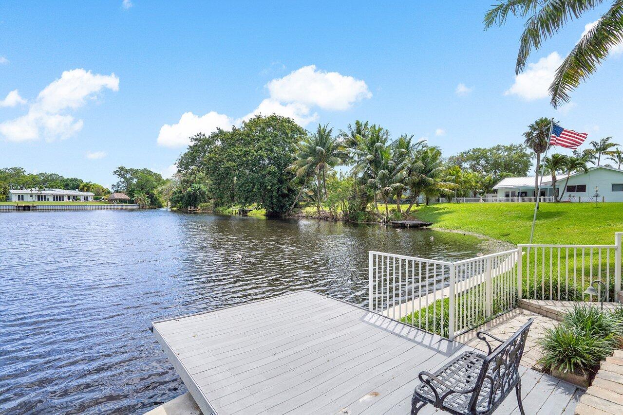 150 Southwest 11th Court Boca Raton, FL 33486 - Photo 30 of 40 036-150Southwest11thCourt-BocaRaton-FL-3