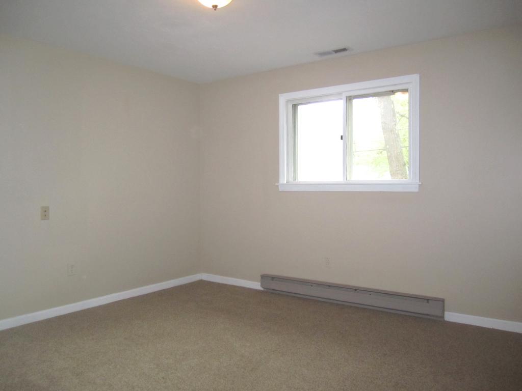 454 Boston Post Road Amherst, NH 03031 - Photo 12 of 27