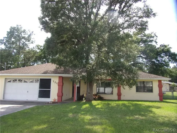 $1,500 | 721 South Apopka Avenue, Inverness, FL 34452