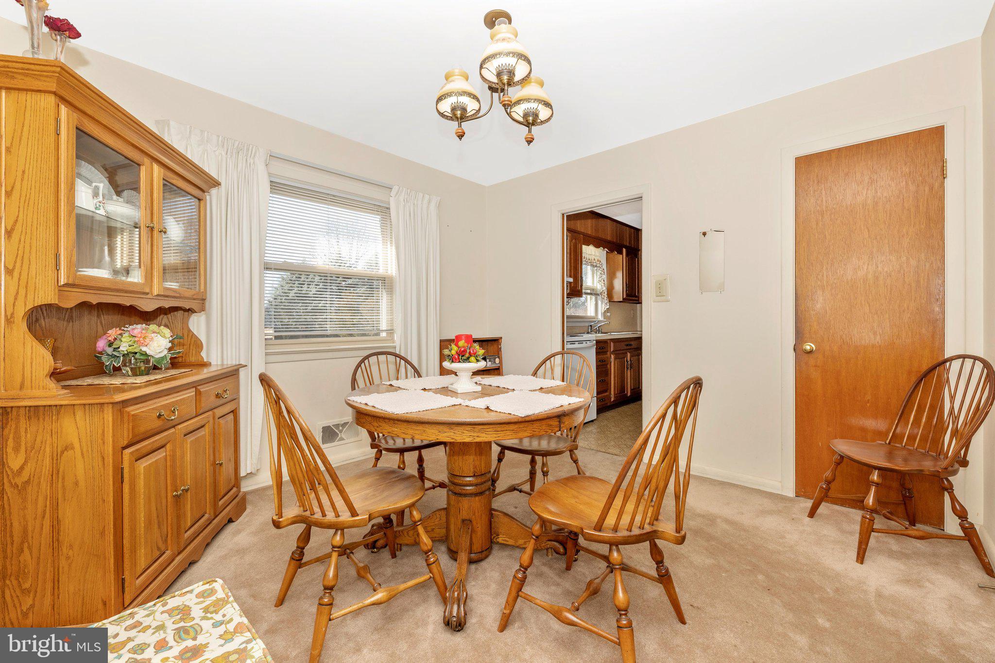 7 Georgetown Road Walkersville, MD 21793 - Photo 21 of 55 Dining Room
