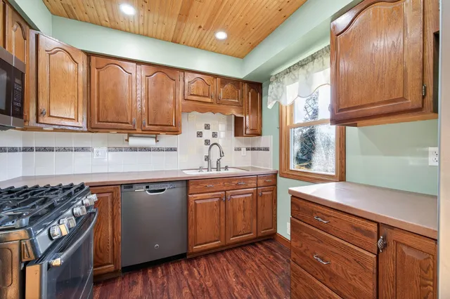 $404,500 | 10161 Uplander Street Northwest, Coon Rapids, MN 55433