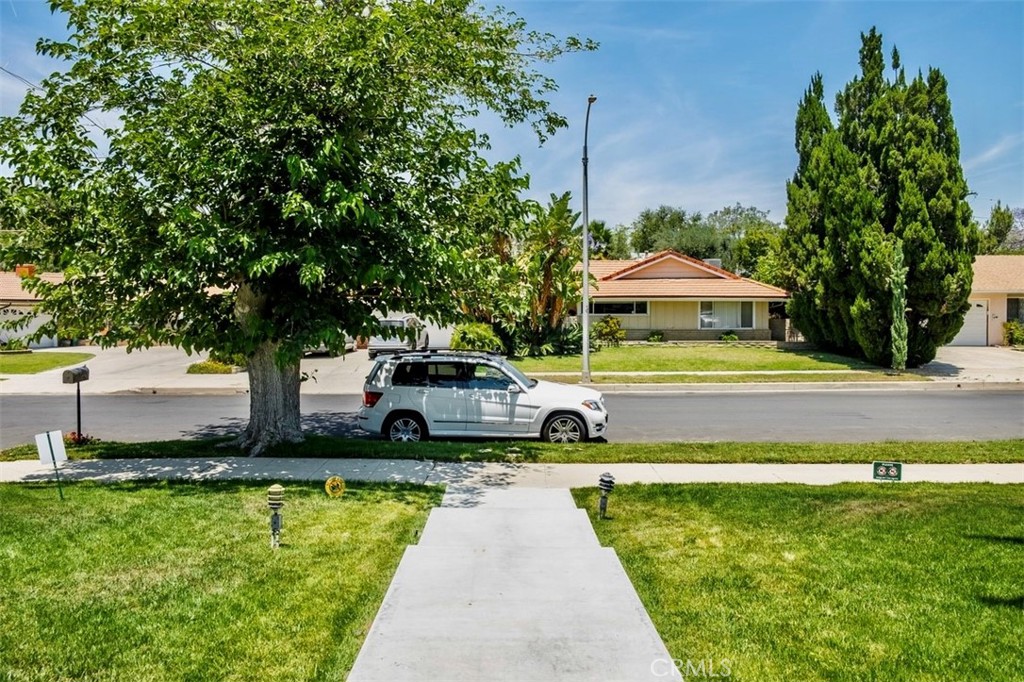 18334 Hiawatha Street Porter Ranch, CA 91326 - Photo 34 of 42