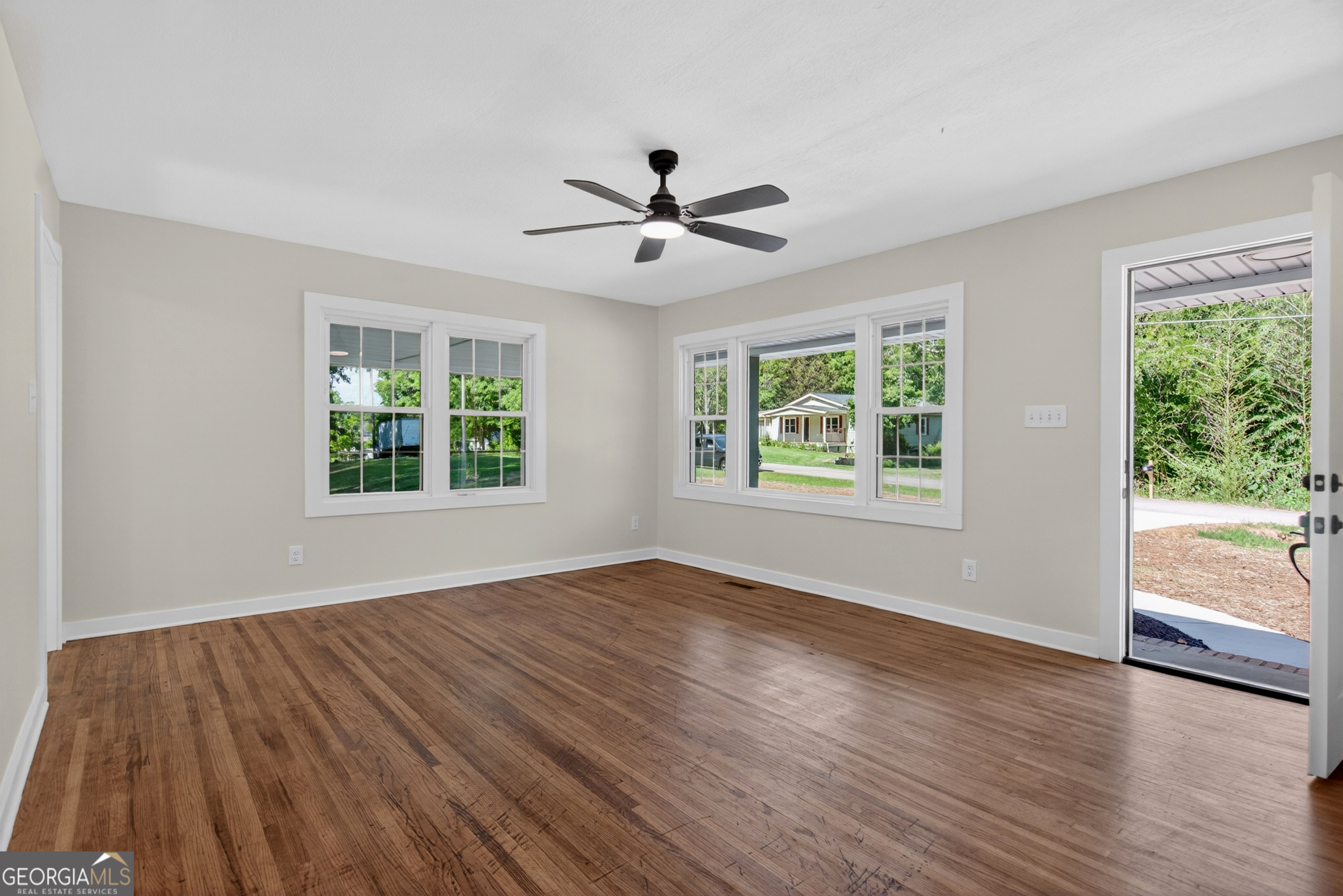239 Wilcox Road LaGrange, GA 30241 - Photo 6 of 29