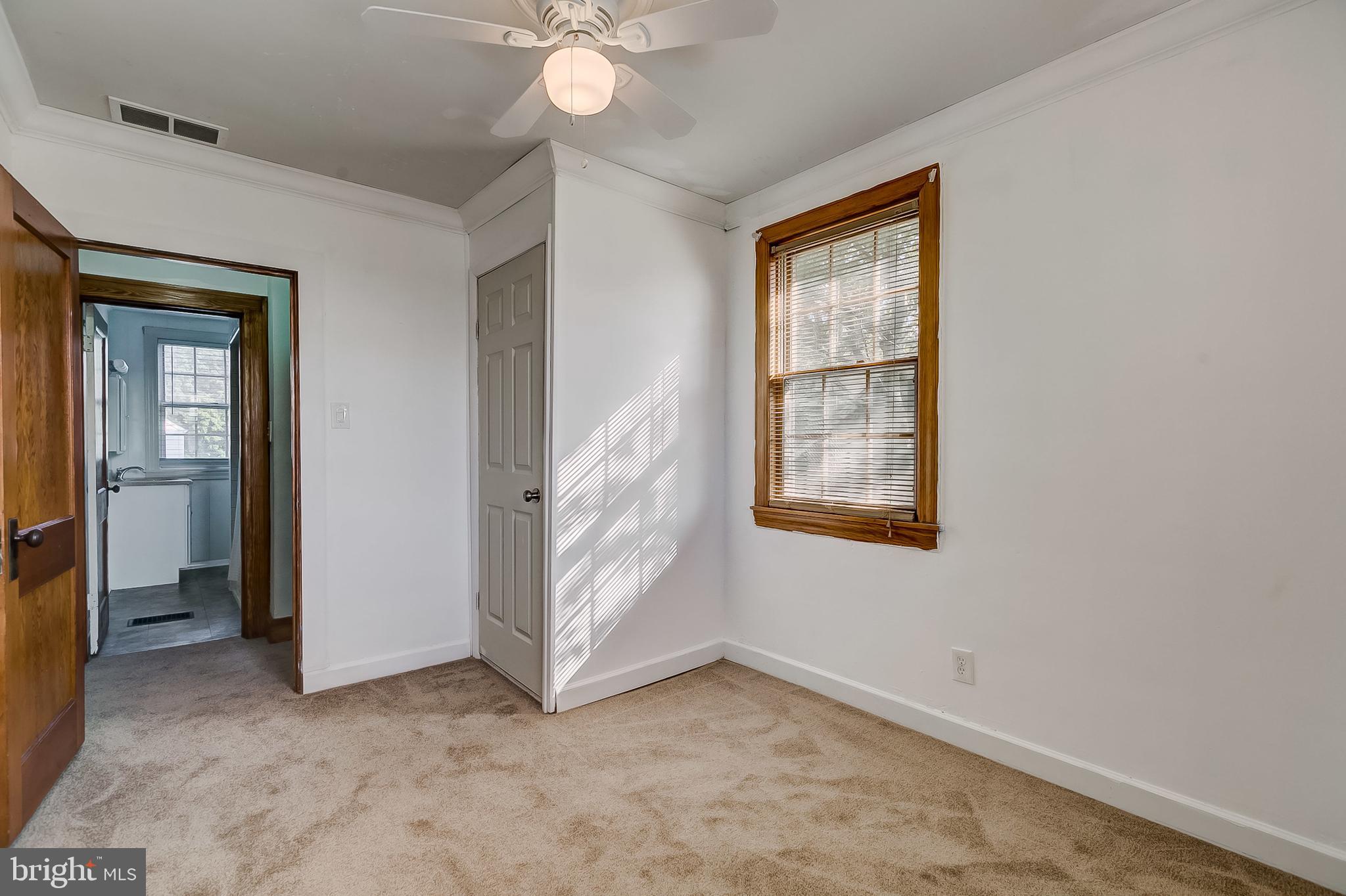 6819 Dunhill Road Baltimore, MD 21222 - Photo 24 of 33 Gallery Image 24
