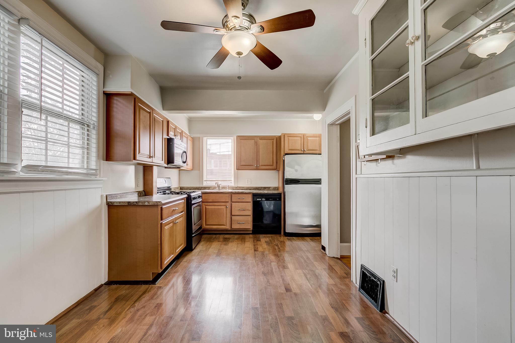 6819 Dunhill Road Baltimore, MD 21222 - Photo 10 of 33 Gallery Image 10