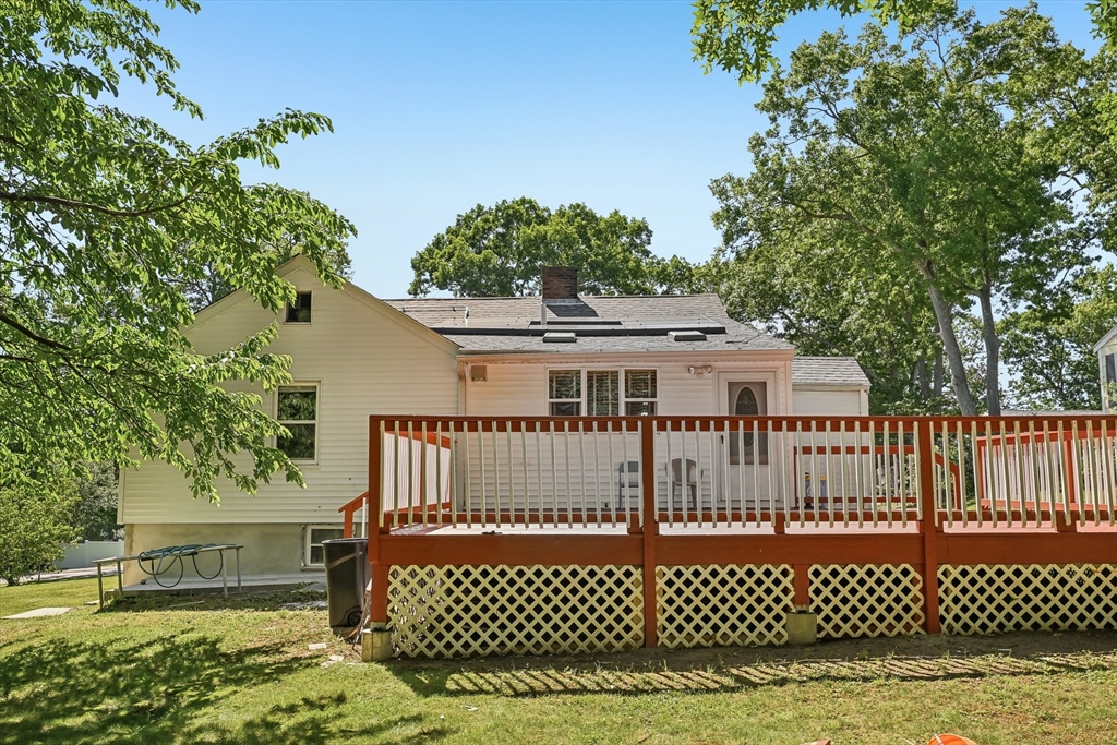 79 Russ Street Randolph, MA 02368 - Photo 32 of 37