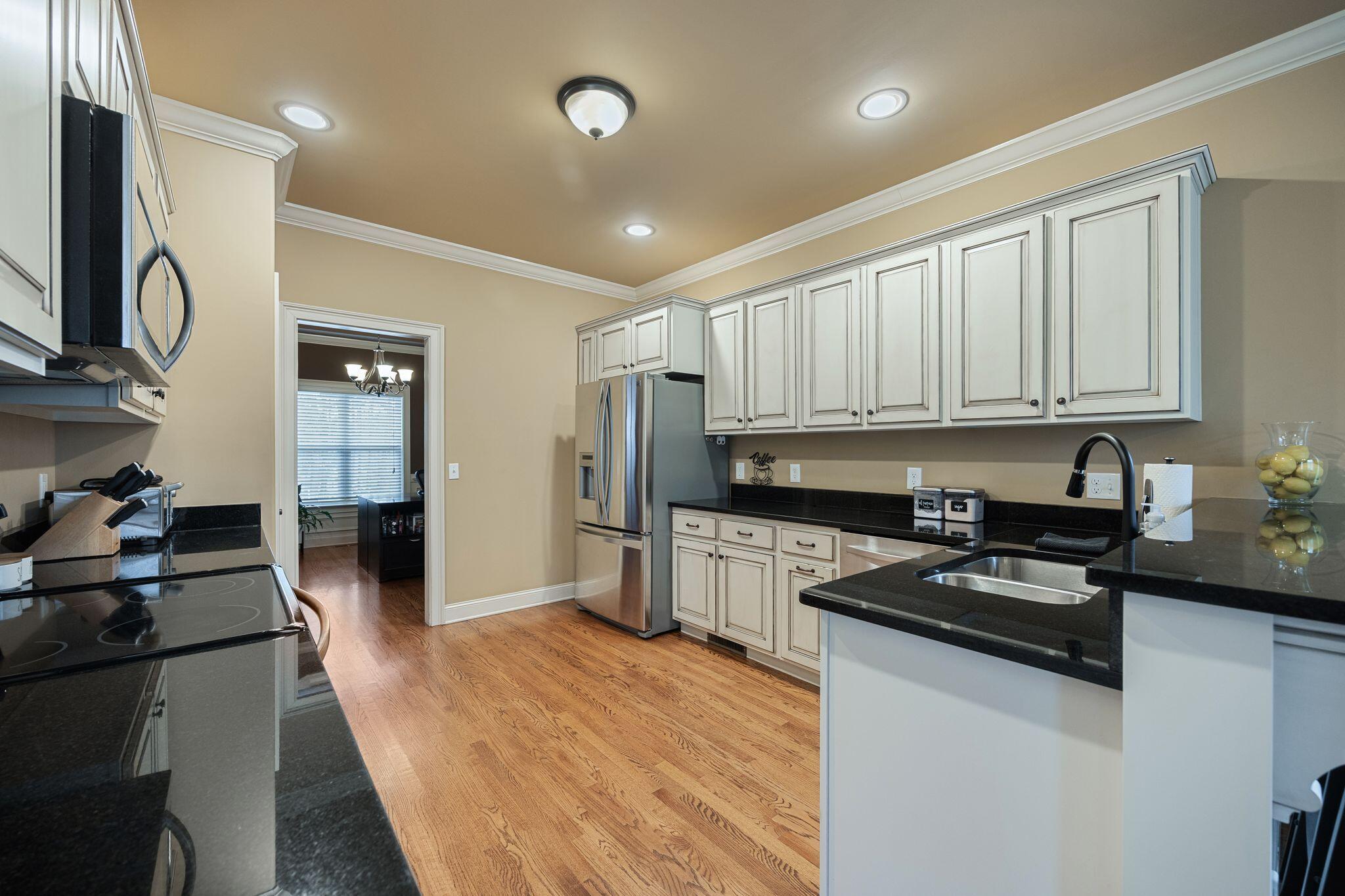 8502 Ooltewah Harrison Road Ooltewah, TN 37363 - Photo 10 of 35 rp2512031-1009