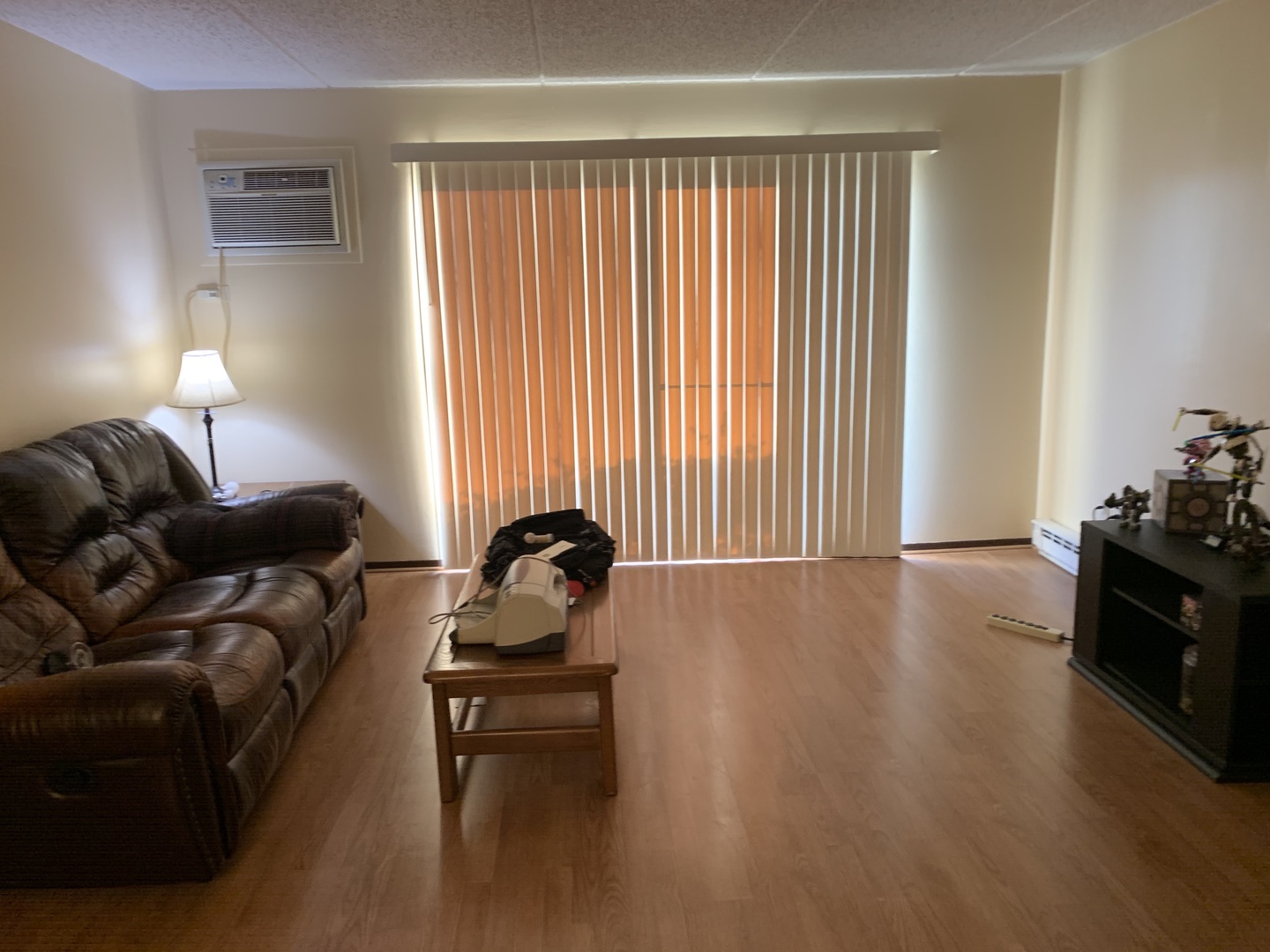 619 Briar Hill Lane, Unit 1 Addison, IL 60101 - Photo 2 of 9