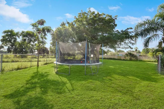 $435,000 | 2125 Southeast East Dunbrooke Circle, Port St. Lucie, FL 34952