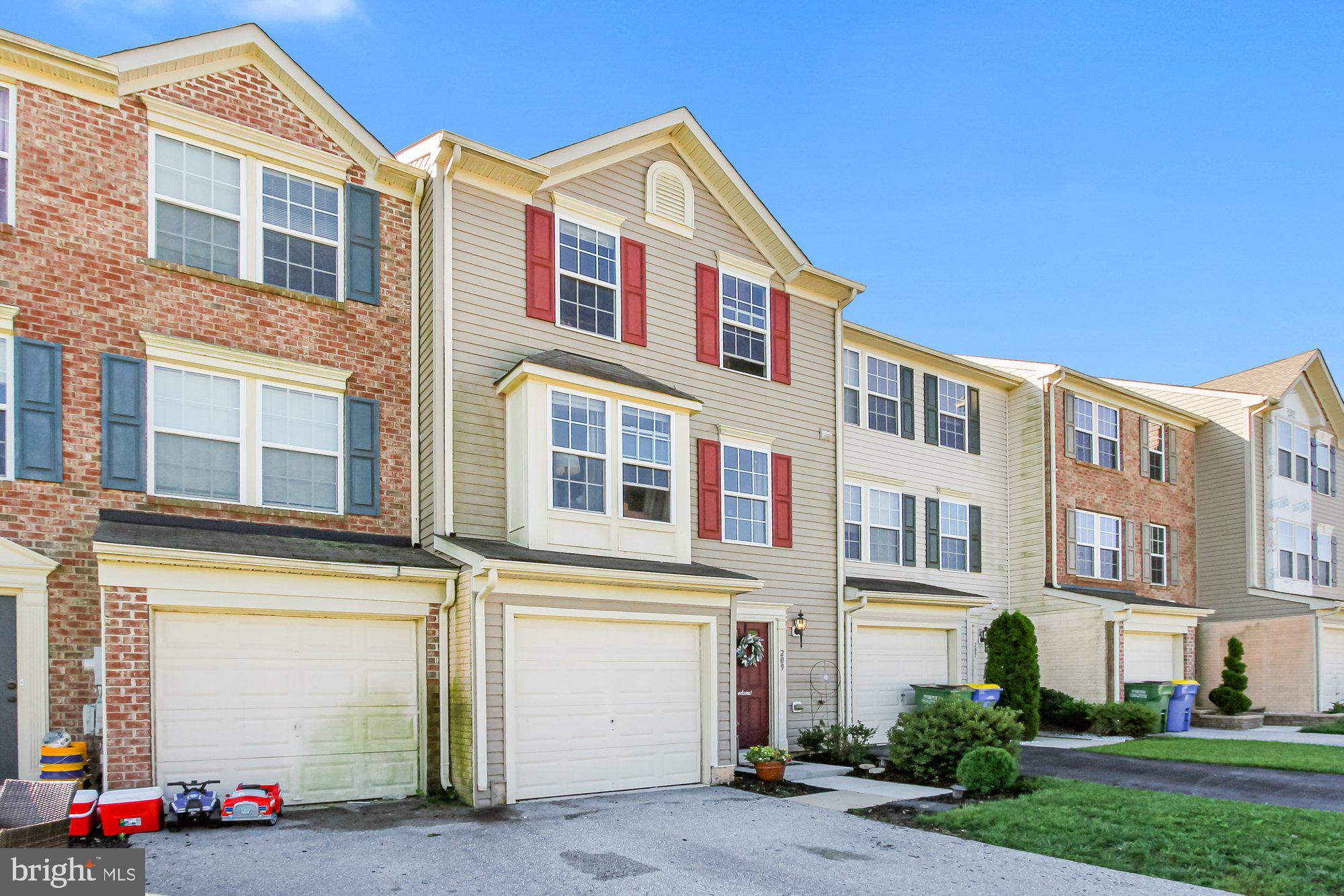 209 Ridgeview Lane Hanover, PA 17331 - Photo 3 of 28 Gallery Image 3