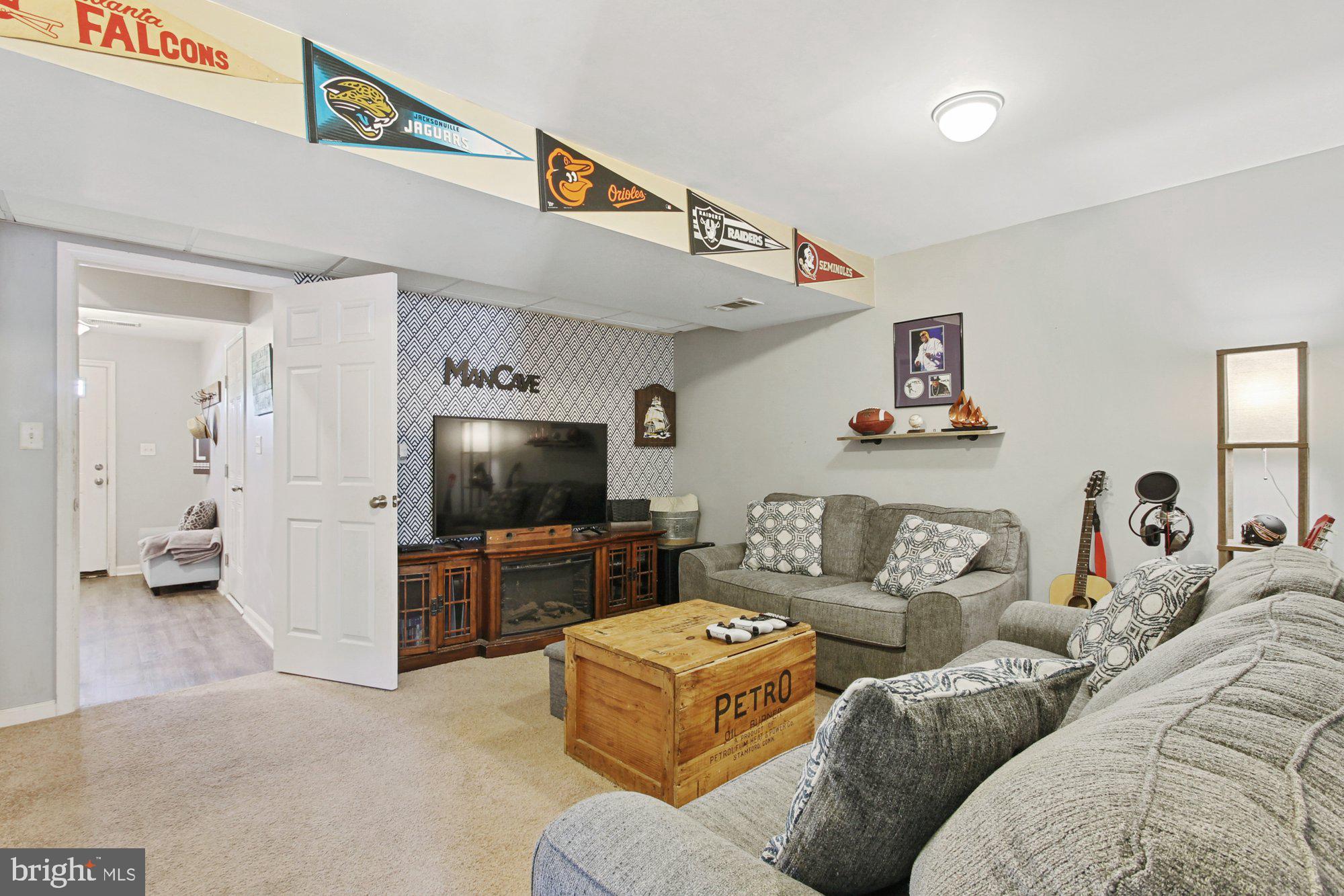 209 Ridgeview Lane Hanover, PA 17331 - Photo 7 of 28 Gallery Image 7