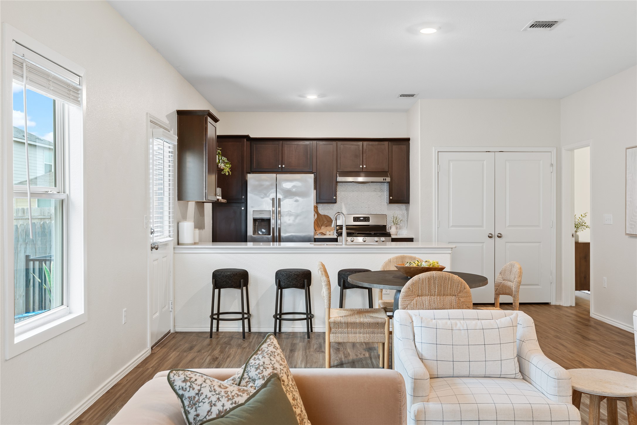 7101 Spirit Hill Road Austin, TX 78744 - Photo 13 of 40 Recessed lighting and natural light!