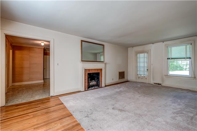 2826 Sugar Tree Road Nashville, TN 37215 - Photo 6 of 20