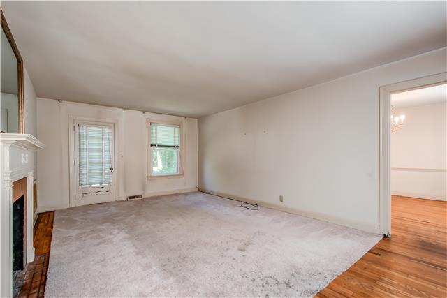 2826 Sugar Tree Road Nashville, TN 37215 - Photo 8 of 20