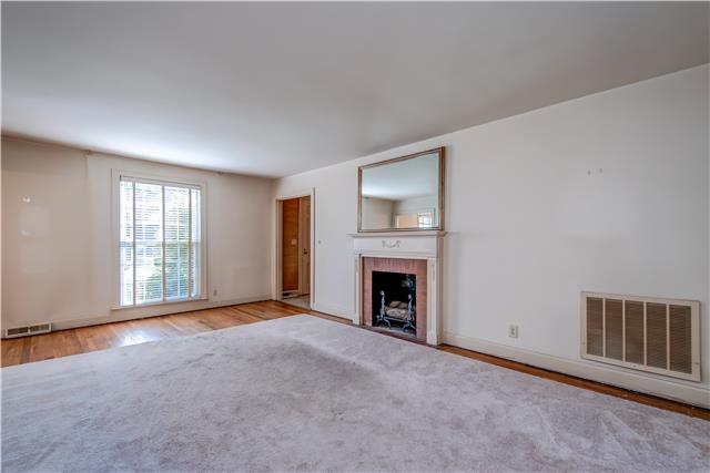 2826 Sugar Tree Road Nashville, TN 37215 - Photo 9 of 20