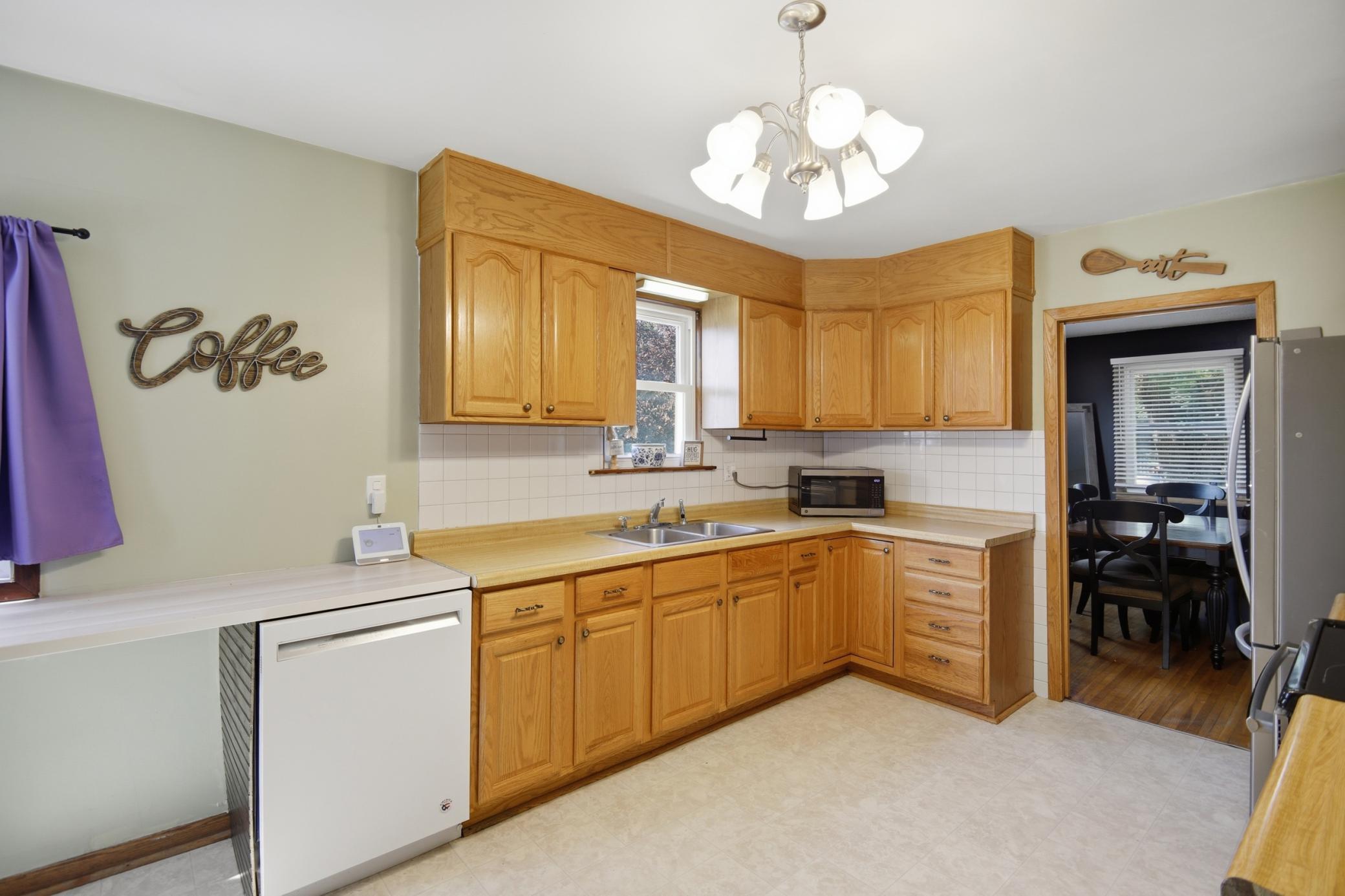 310 Stanley Street Frost, MN 56033 - Photo 4 of 37