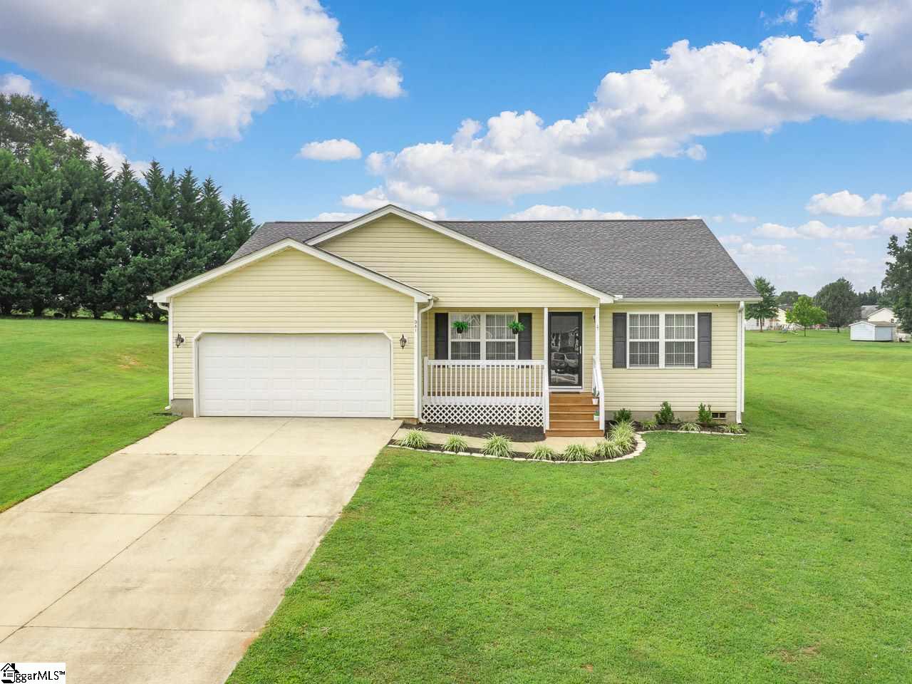 341 Fisher Lake Road Lyman, SC 29365 - Photo 1 of 31 Gallery Image 1